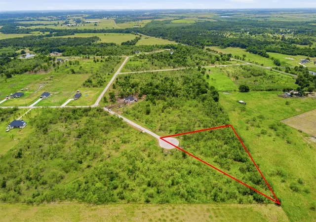 Photo 2 of Land for sale at Tbd Cool Spring Cir, Lot 32, Corsicana, TX 75110 | MLS# 21330355 | Listing updated on 2026-07-20