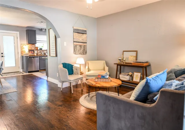 Photo 4 of Single family home for sale at 608 Terrace Dr, Richardson, TX 75081 | MLS# 21335743 | Listing updated on 2026-10-06