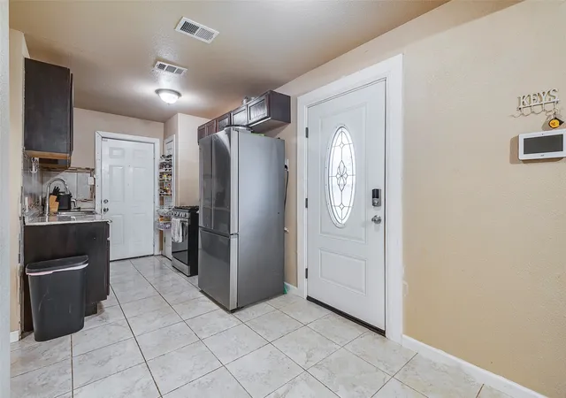 Photo 4 of Single family home for sale at 3624 Hardeman St, Fort Worth, TX 76119 | MLS# 21335777 | Listing updated on 2026-07-20