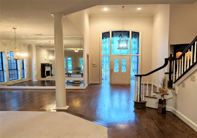 Photo 1 of Single family home for sale at 14 Winding Creek Trl, Garland, TX 75043 | MLS# 21324682 | Listing updated on 2026-08-19