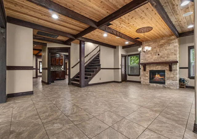 Photo 1 of Single family home for sale at 3030 Weisenberger Dr, Dallas, TX 75212 | MLS# 21335852 | Listing updated on 2026-08-15