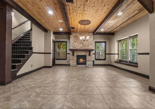 Photo 2 of Single family home for sale at 3030 Weisenberger Dr, Dallas, TX 75212 | MLS# 21335852 | Listing updated on 2026-08-15