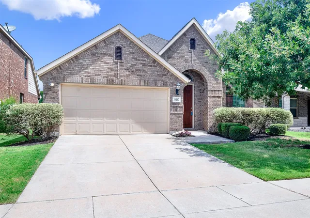 Homes for sale in Frisco, TX | 11217 Gibbons Creek Dr, Frisco, TX 75036 | MLS# 21331299