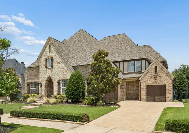 Photo 2 of Single family home for sale at 3812 Shady Creek Ct, Frisco, TX 75033 | MLS# 21333021 | Listing updated on 2026-08-23