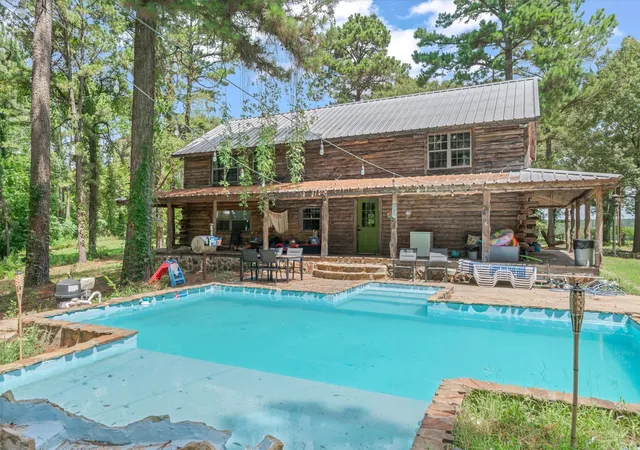 Photo 1 of Sale Pending at 23340 Fm 1253, Mineola, TX 75773 | MLS# 21331833 | Listing updated on 2026-08-31
