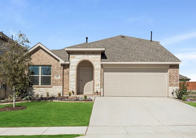 Photo 1 of Sale Pending at 1009 Raptor Rd, Alvarado, TX 76009 | MLS# 21334350 | Listing updated on 2026-10-06