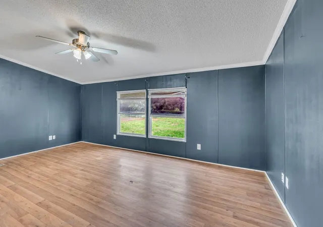 Photo 4 of Manufactured home for sale at 1350 Stephens Rd, Millsap, TX 76066 | MLS# 21335933 | Listing updated on 2026-07-21