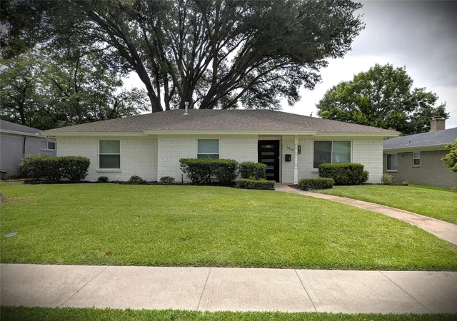 Photo 1 of Single family home for sale at 1400 Oakhill Dr, Plano, TX 75075 | MLS# 21335988 | Listing updated on 2026-08-31
