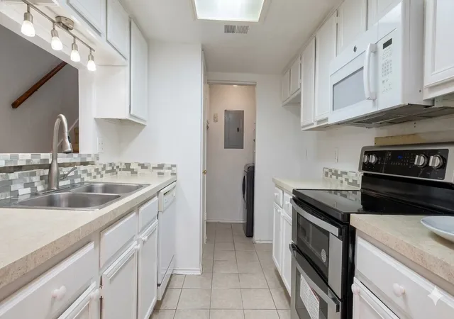 Photo 3 of Condo for sale at 11311 Audelia Rd #256, Dallas, TX 75243 | MLS# 21333606 | Listing updated on 2026-10-01