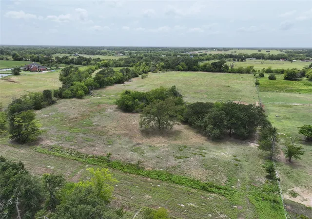 Photo 4 of House for sale at 34302 Fm 47, Mabank, TX 75147 | MLS# 21336029 | Listing updated on 2026-07-21