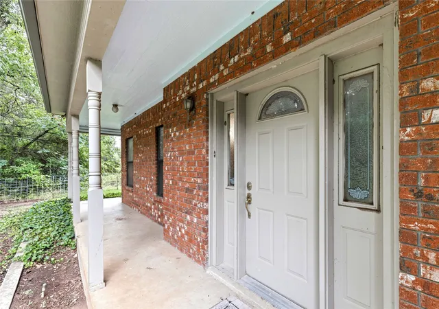 Photo 3 of House for sale at 5567 Fm 2633, Santa Anna, TX 76878 | MLS# 21332572 | Listing updated on 2026-10-06