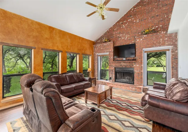 Photo 4 of House for sale at 5567 Fm 2633, Santa Anna, TX 76878 | MLS# 21332572 | Listing updated on 2026-10-06