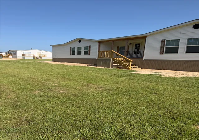 Photo 2 of Manufactured home for sale at 6873 Cr 3700, Athens, TX 75752 | MLS# 21336121 | Listing updated on 2026-09-02
