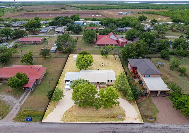 Photo 3 of Single family home for sale at 87 Water District Road 214, Breckenridge, TX 76424 | MLS# 21331381 | Listing updated on 2026-09-03