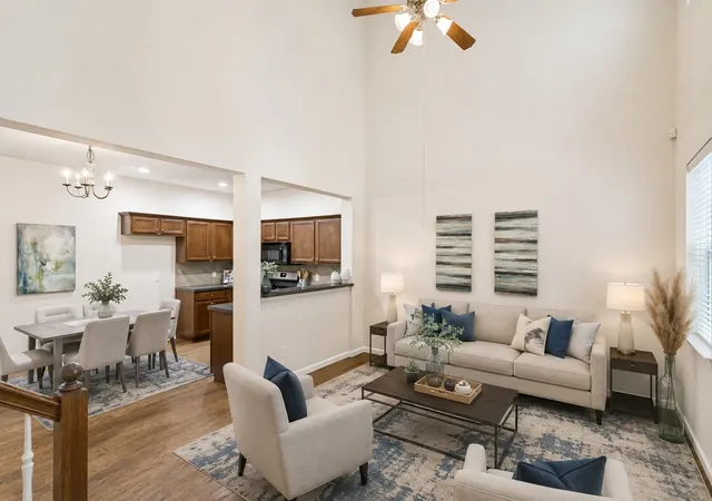 Photo 3 of Townhouse for sale at 3033 Stone Forest Cir, Mc Kinney, TX 75070 | MLS# 21330709 | Listing updated on 2026-09-17