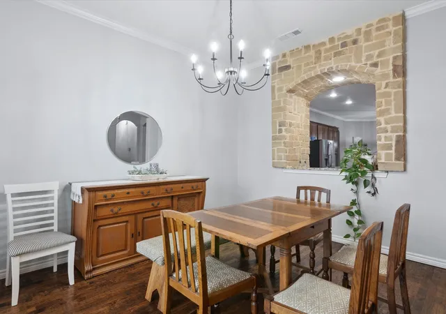 Photo 4 of Single family home for sale at 25459 Dove Hollow Dr, Justin, TX 76247 | MLS# 21333733 | Listing updated on 2026-08-07