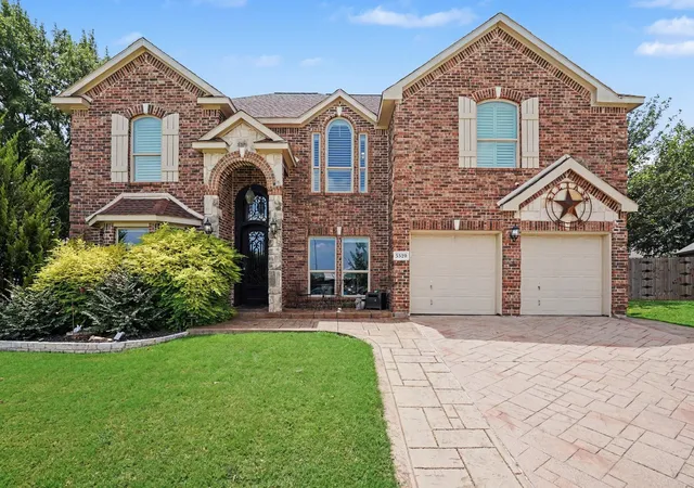 Photo 1 of Single family home for sale at 5520 Champlain Dr, Fort Worth, TX 76137 | MLS# 21335634 | Listing updated on 2026-08-24