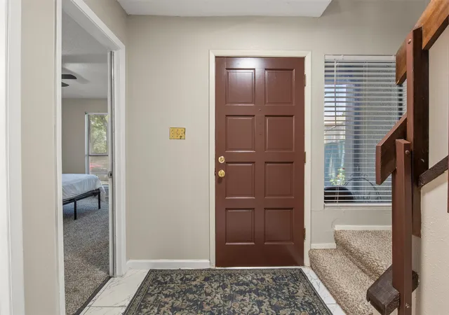 Photo 2 of Townhouse for sale at 518 Campana Ct, Irving, TX 75061 | MLS# 21334994 | Listing updated on 2026-07-21