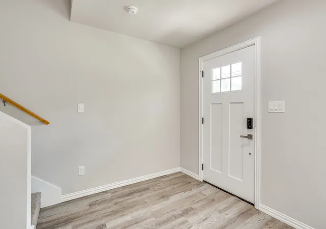 Photo 3 of Sale Pending at 931 & 933 River Rd, Fort Worth, TX 76114 | MLS# 21336123 | Listing updated on 2026-08-21