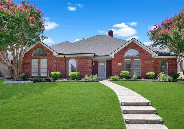 2nd image of 2012 Usa Dr, Plano, TX 75025 | MLS# 21335907