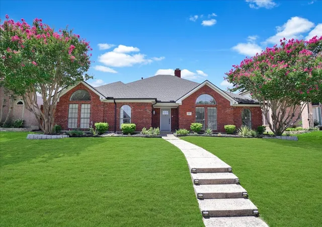 5th image of 2012 Usa Dr, Plano, TX 75025 | MLS# 21335907