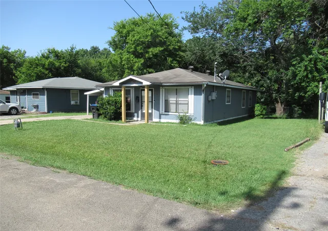 Photo 1 of Sale Pending at 4214 3rd St, Greenville, TX 75401 | MLS# 21336346 | Listing updated on 2026-10-06
