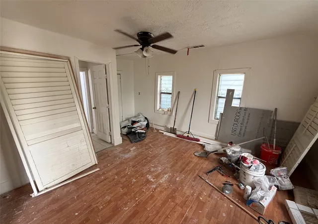 Photo 3 of Single family home for sale at 3343 Bryan Ave, Fort Worth, TX 76110 | MLS# 21336473 | Listing updated on 2026-07-21