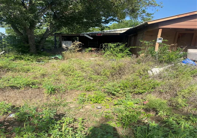 Photo 3 of Single family home for sale at 1311 N Blanco St, Coleman, TX 76834 | MLS# 21334272 | Listing updated on 2026-09-17