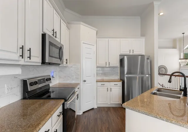 Photo 3 of Condo for sale at 18240 Midway Rd #1301, Dallas, TX 75287 | MLS# 21336349 | Listing updated on 2026-09-03