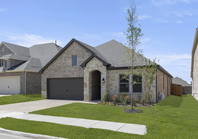 Photo 2 of Single family home for sale at 4313 Bellflower Ln, Melissa, TX 75454 | MLS# 21336445 | Listing updated on 2026-10-06