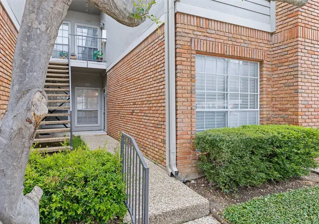 Photo 2 of Condo for sale at 12680 Hillcrest Rd #4107, Dallas, TX 75230 | MLS# 21335901 | Listing updated on 2026-08-08