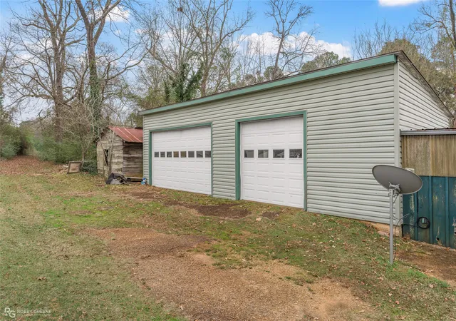 Photo 3 of Single family home for sale at 302 Princeton Rd, Princeton, LA 71067 | MLS# 21336404 | Listing updated on 2026-07-21