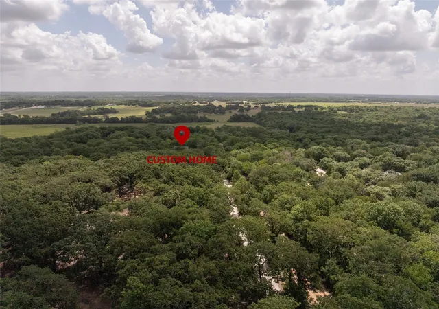 Photo 2 of Single family home for sale at 328 Wolf Front Rd, Van Alstyne, TX 75495 | MLS# 21334690 | Listing updated on 2026-10-05