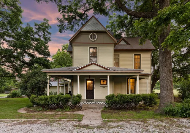 Photo 3 of Land for sale at 405 W Clifton St, Pilot Point, TX 76258 | MLS# 21335893 | Listing updated on 2026-08-13