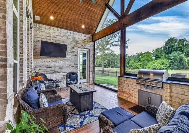 Photo 1 of Single family home for sale at 181 Colonial Dr, Mabank, TX 75156 | MLS# 21336444 | Listing updated on 2026-09-07