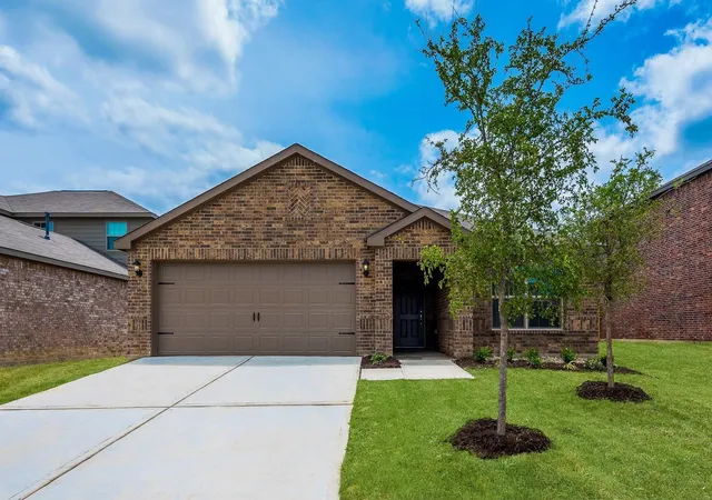1st image of 303 Tidwell Dr, Ferris, TX 75125 | MLS# 21331145