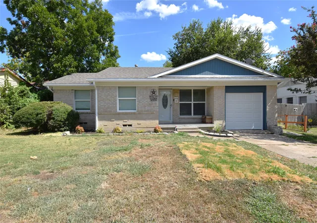 Photo 1 of Single family home for sale at 1718 Summit St, Mesquite, TX 75149 | MLS# 21336418 | Listing updated on 2026-09-16