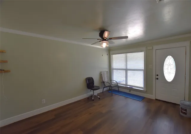 Photo 3 of Single family home for sale at 1718 Summit St, Mesquite, TX 75149 | MLS# 21336418 | Listing updated on 2026-09-16