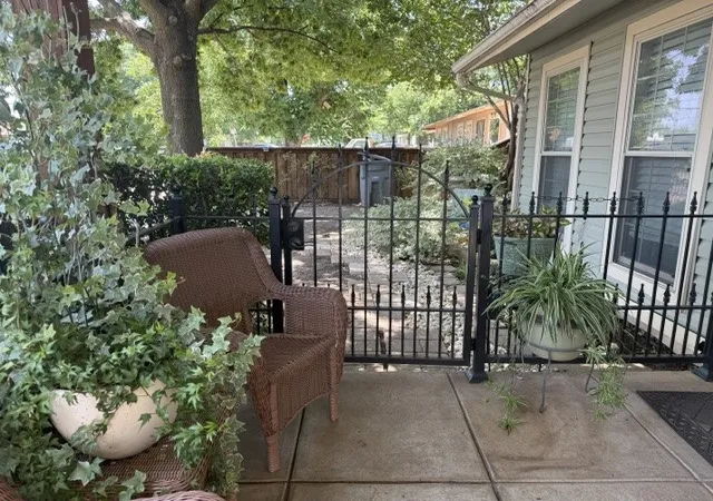 5th image of 4113 Barksdale Ct, Dallas, TX 75211 | MLS# 21333912