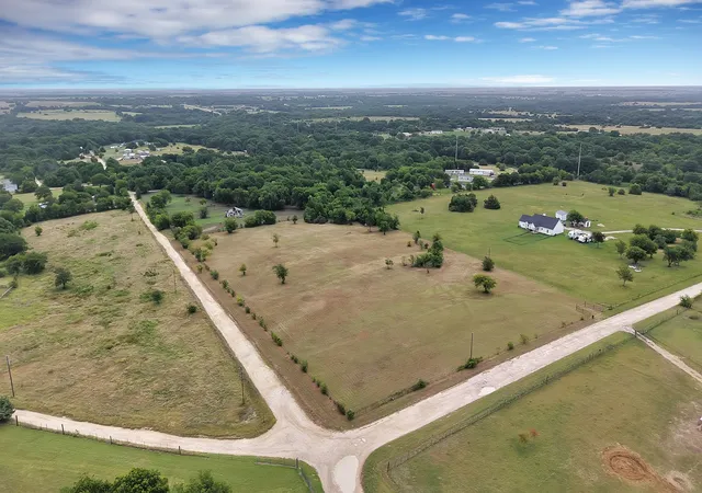 Photo 3 of Land for sale at 250 Private Road 477, Hillsboro, TX 76645 | MLS# 21336626 | Listing updated on 2026-07-21