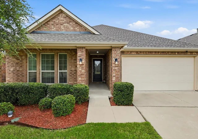 Photo 1 of Single family home for sale at 16204 Sparkhill St, Frisco, TX 75036 | MLS# 21336691 | Listing updated on 2026-07-26