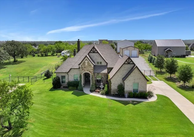 Photo 1 of Single family home for sale at 140 Lucky Ridge Ln, Boyd, TX 76023 | MLS# 21332118 | Listing updated on 2026-09-25