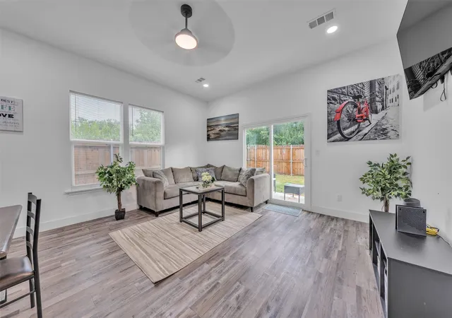 Photo 4 of Multi family home for sale at 3613 Durango Trl, Granbury, TX 76048 | MLS# 21326782 | Listing updated on 2026-09-02