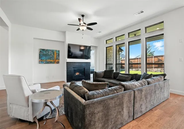 Photo 2 of Single family home for sale at 716 Colt Dr, Aubrey, TX 76227 | MLS# 21330641 | Listing updated on 2026-10-07