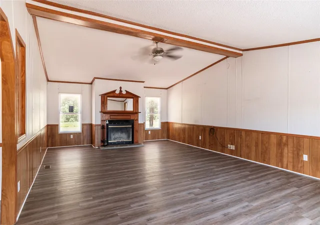 Photo 4 of Manufactured home for sale at 406 Private Road 3706, Bridgeport, TX 76426 | MLS# 21336614 | Listing updated on 2026-07-21