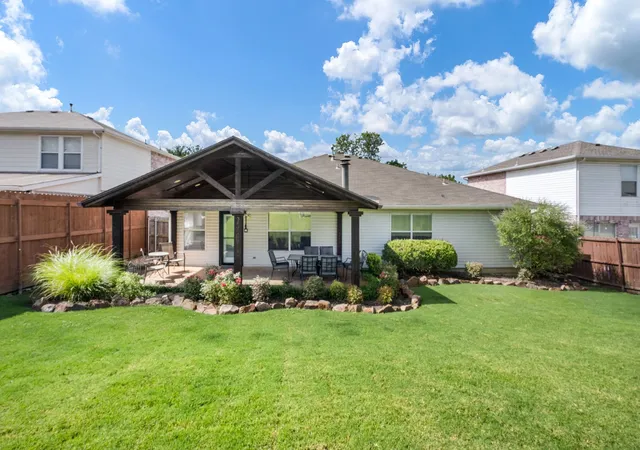 Photo 2 of Single family home for sale at 3315 Elmwood Ct, Sachse, TX 75048 | MLS# 21333960 | Listing updated on 2026-08-25