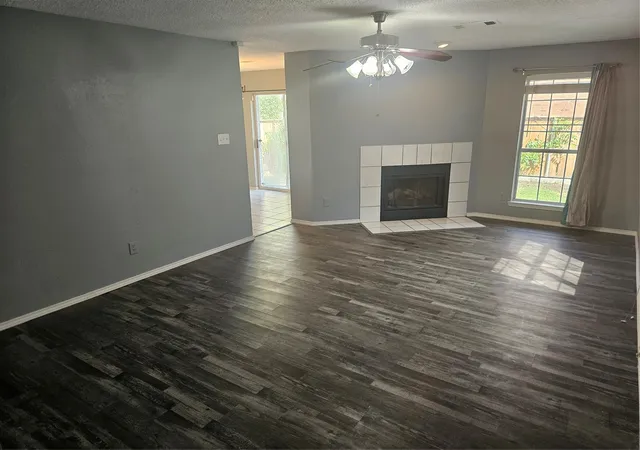 Photo 3 of Single family home for sale at 1537 Collin Dr, Allen, TX 75002 | MLS# 21336749 | Listing updated on 2026-08-24