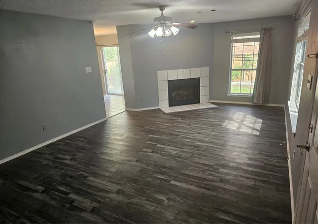 Photo 4 of Single family home for sale at 1537 Collin Dr, Allen, TX 75002 | MLS# 21336749 | Listing updated on 2026-08-24