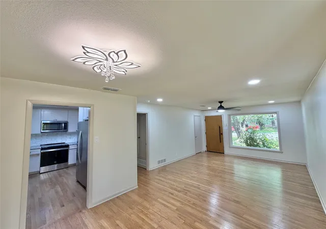 5th image of 1812 Carlton St, Denton, TX 76201 | MLS# 21336839