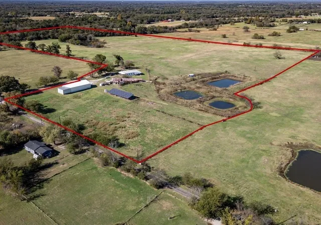 Photo 2 of Single family home for sale at 765 Rs County Road 3410, Emory, TX 75440 | MLS# 21336867 | Listing updated on 2026-07-21